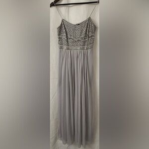 Adrianna Papell Silver A-Line Sequined Gown Size 6 Beat the spring rush! 👠🎩💐